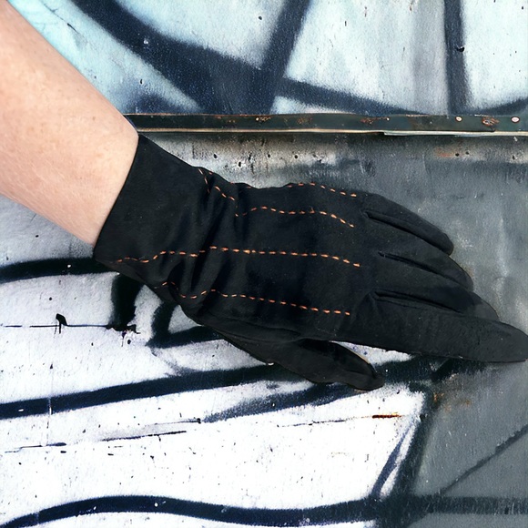 Moschino Accessories - Moschino Top Stitched Capretto Gloves